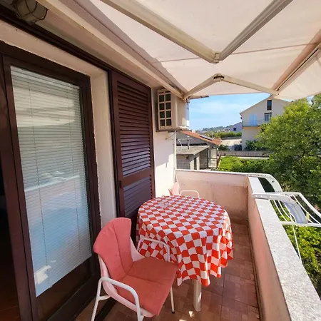 Sperka Lägenhet Jelsa (Hvar)